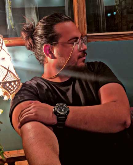 تالار ایده پردازان - فرهاد آبرازه