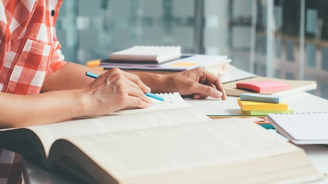 پژوهشگر موفق