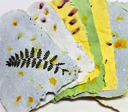 کاغذ های دست ساز