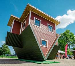 خانه وارونه