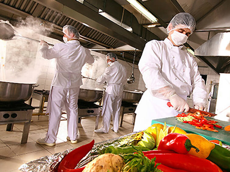  تولید مواد اولیه برای رستوران ها