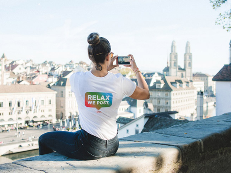 همراه شما در فضای مجازی